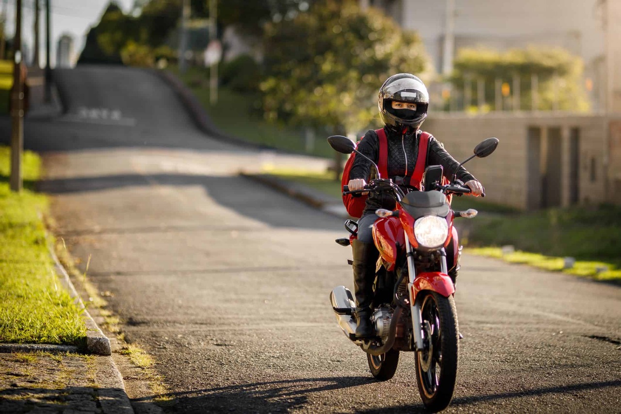 Leia mais sobre o artigo PROPOSTO PELO VEREADOR OLIVEIRA LIMA DIA DO MOTOBOY É INCLUIDO<br>AO CALENDÁRIO OFICIAL DE EVENTOS DE MACEIÓ