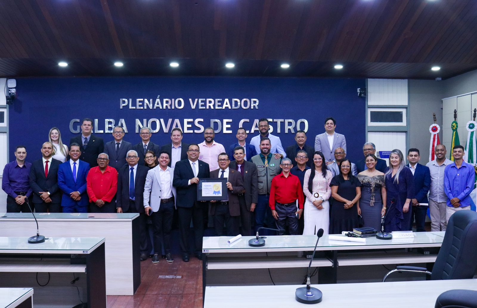 Você está visualizando atualmente Vereador Oliveira Lima propõe homenagem aos 75 anos da sociedade bíblica do Brasil na câmara municipal de Maceió.